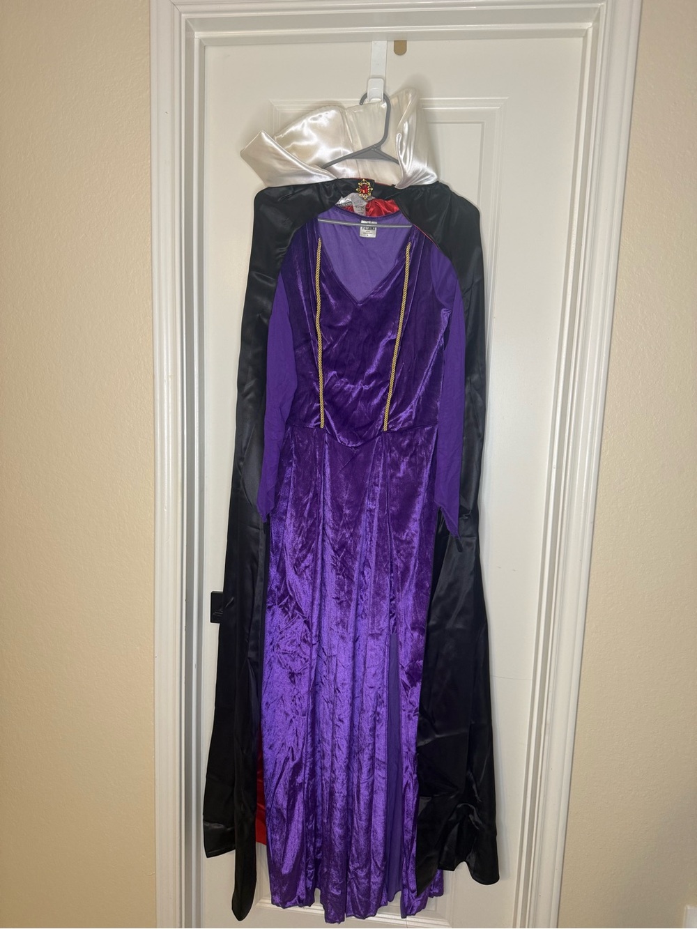 Evil Queen Deluxe Costume Snow White Disney Halloween